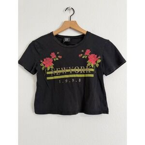 Riot‎ Queen - New York 1998 Graphic Cropped Tee Shirt Size Small